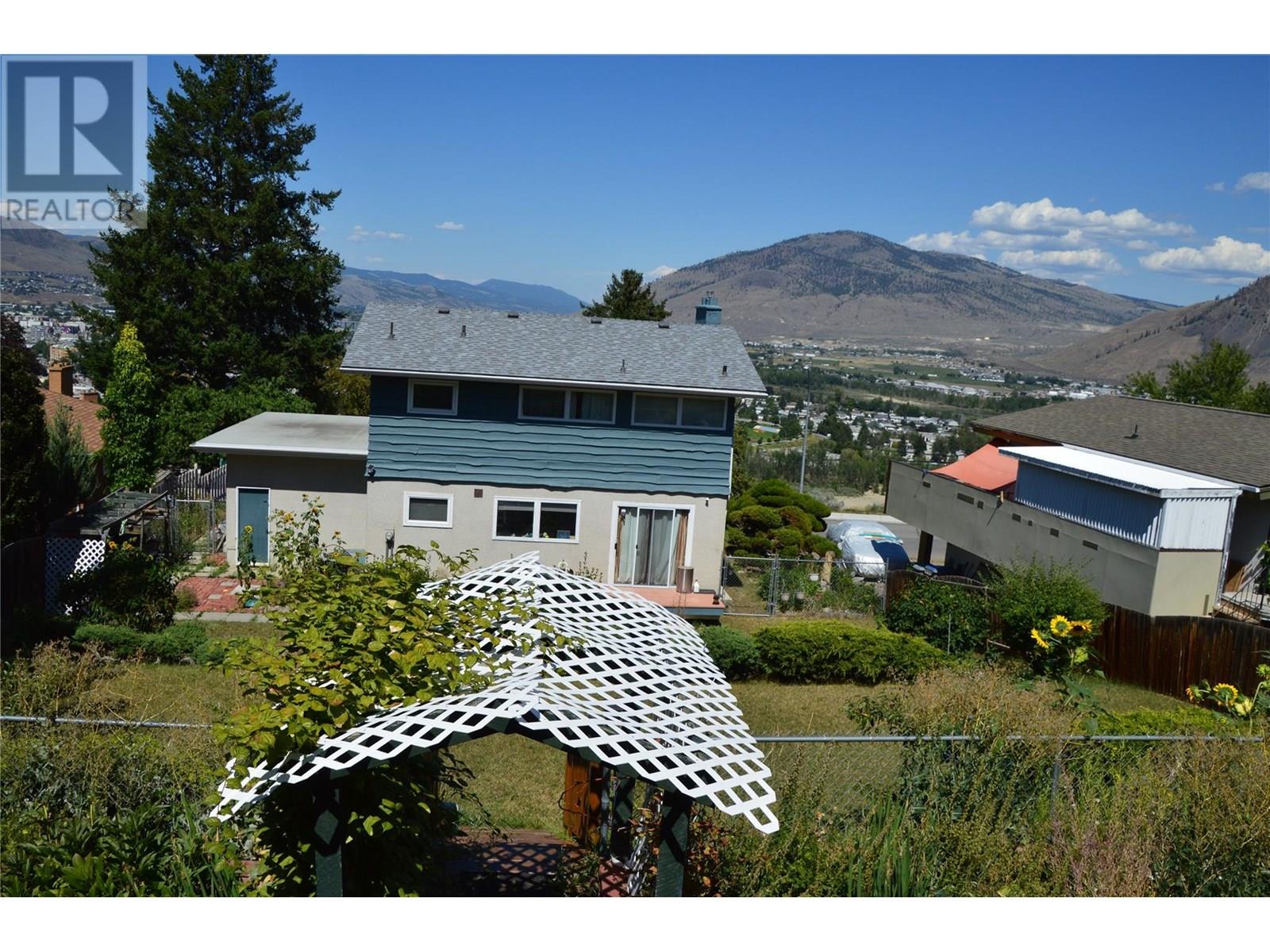Property at 507 Strathcona Terrace image 4