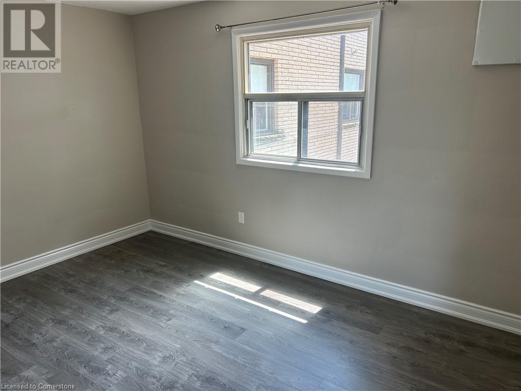 744 Lincoln Street Unit# 8, Welland, Ontario  L3B 4R5 - Photo 4 - 40755124