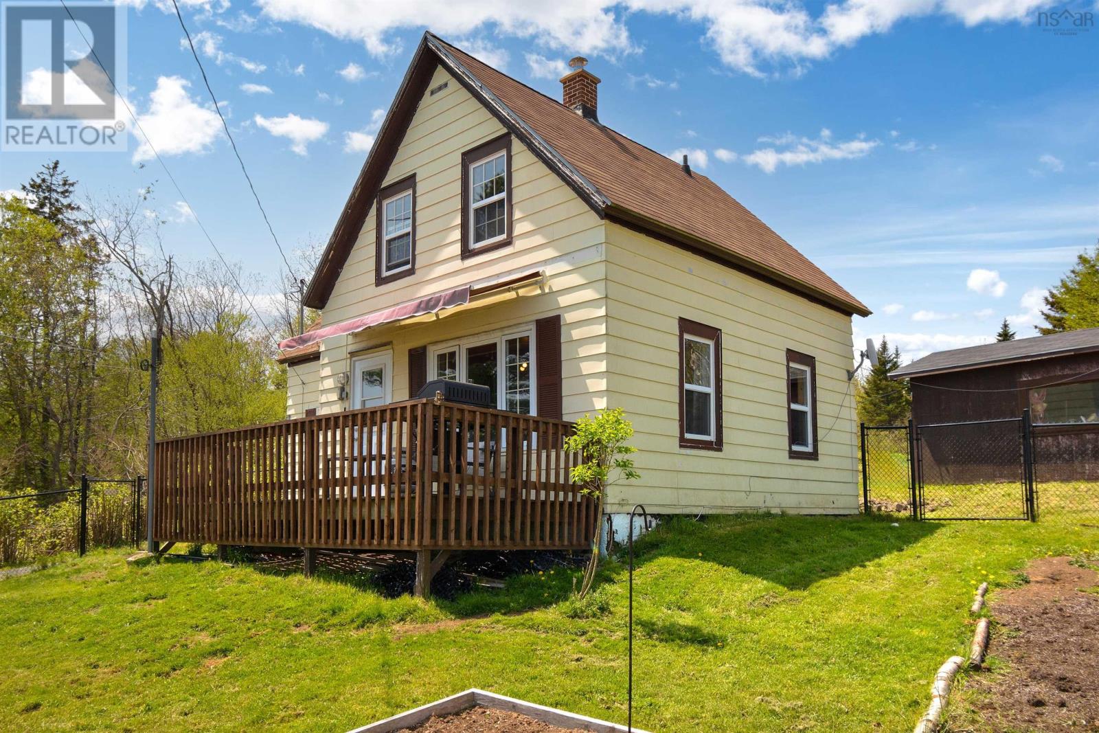 8982 Pepperell Street, St. Peter's, Nova Scotia  B0E 3B0 - Photo 1 - 202513800