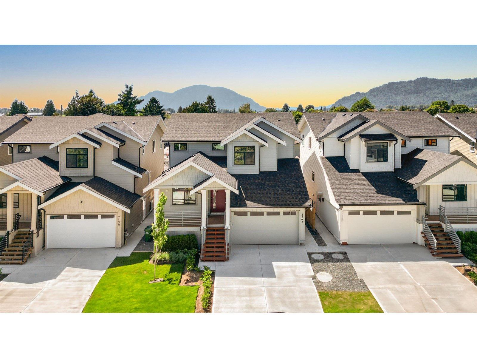 Property at 7143 ELWOOD DRIVE image 3