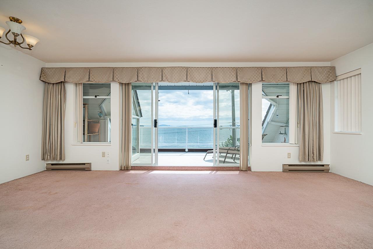 Listing Picture 11 of 21 : 15233 MARINE DRIVE, White Rock - 魯藝地產 Yvonne Lu Group - MLS Medallion Club Member