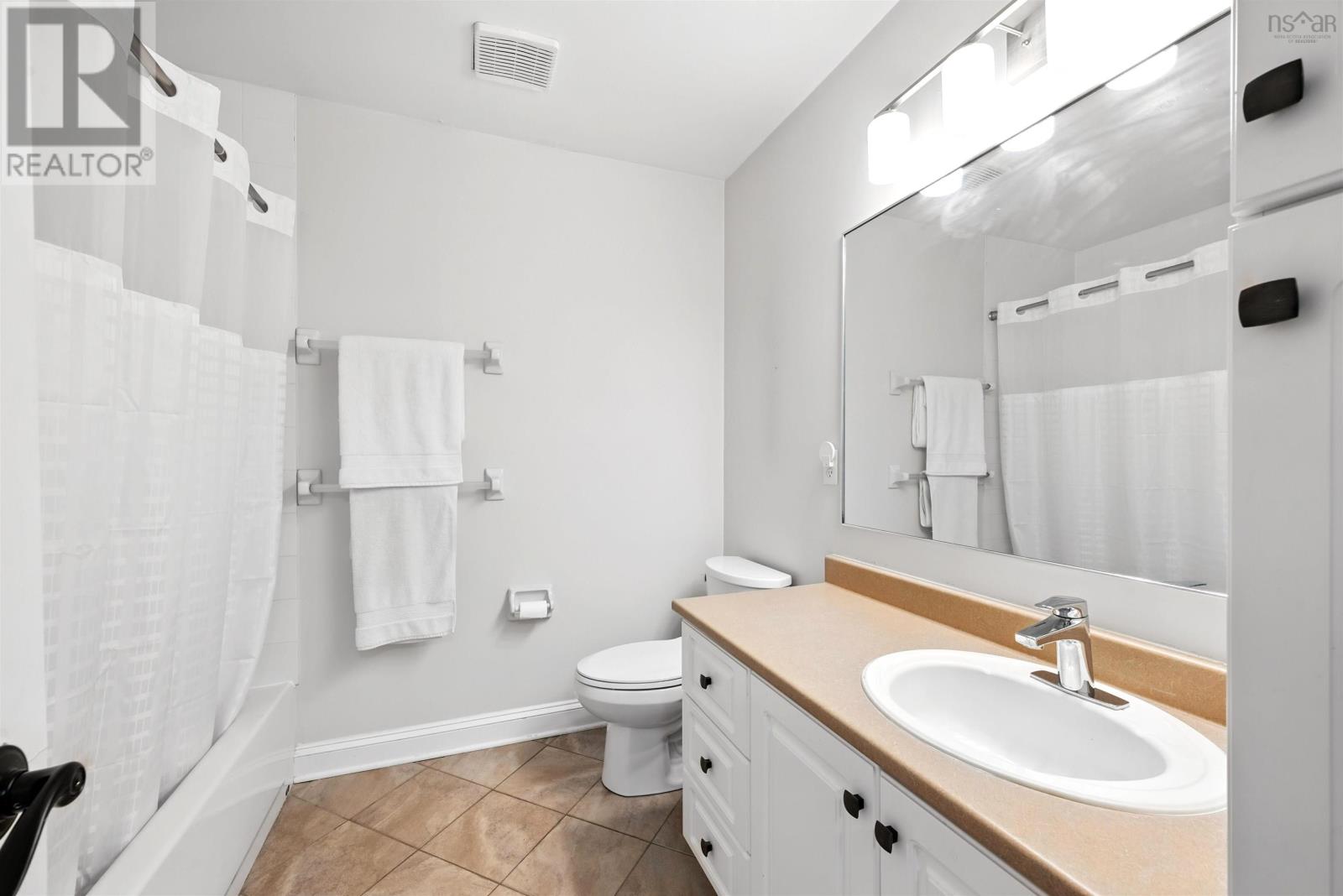 221 Spinnaker Drive, Halifax Peninsula, Nova Scotia  B3N 3C3 - Photo 33 - 202517807