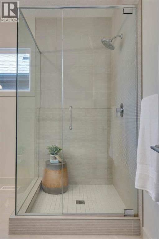 69 Shawnee Green Sw, Calgary, Alberta  T2Y 0P5 - Photo 27 - A2244390