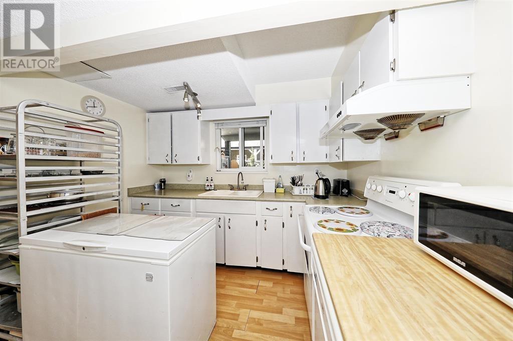 4080 Regent Street, Richmond, British Columbia  V7E 4V6 - Photo 7 - R3032021