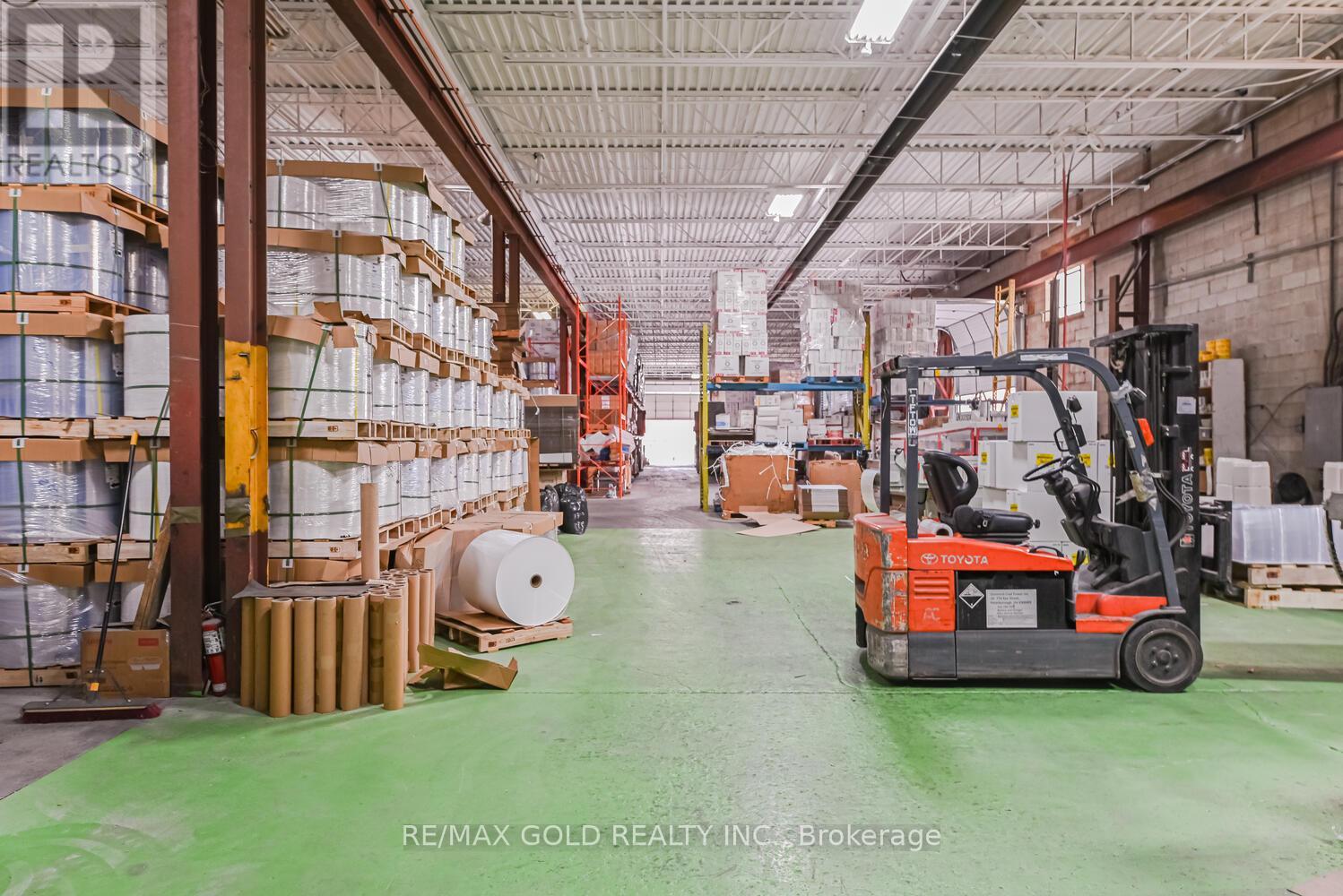 2579 Rena Road, Mississauga, Ontario  L4T 1G6 - Photo 35 - W12288346