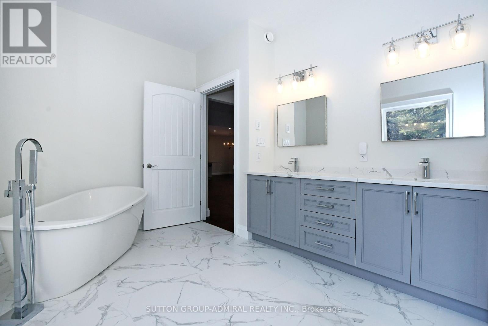 308 Indian Point Road, Kawartha Lakes, Ontario  K0M 1K0 - Photo 14 - X12229554