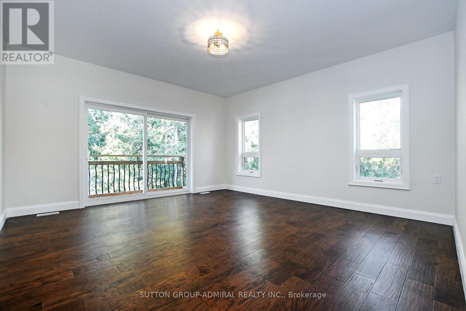 308 Indian Point Road, Kawartha Lakes, Ontario  K0M 1K0 - Photo 8 - X12229554