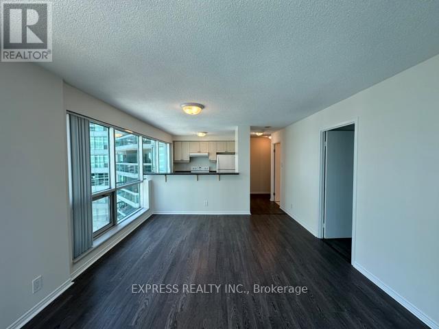 2011 - 10 Queens Quay W, Toronto, Ontario  M5J 2H1 - Photo 4 - C12315349