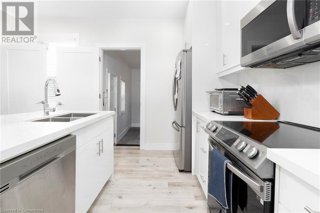 Property at 2546 WILSON Street image 4