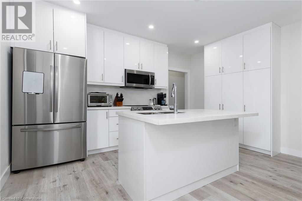 Property at 2546 WILSON Street image 3