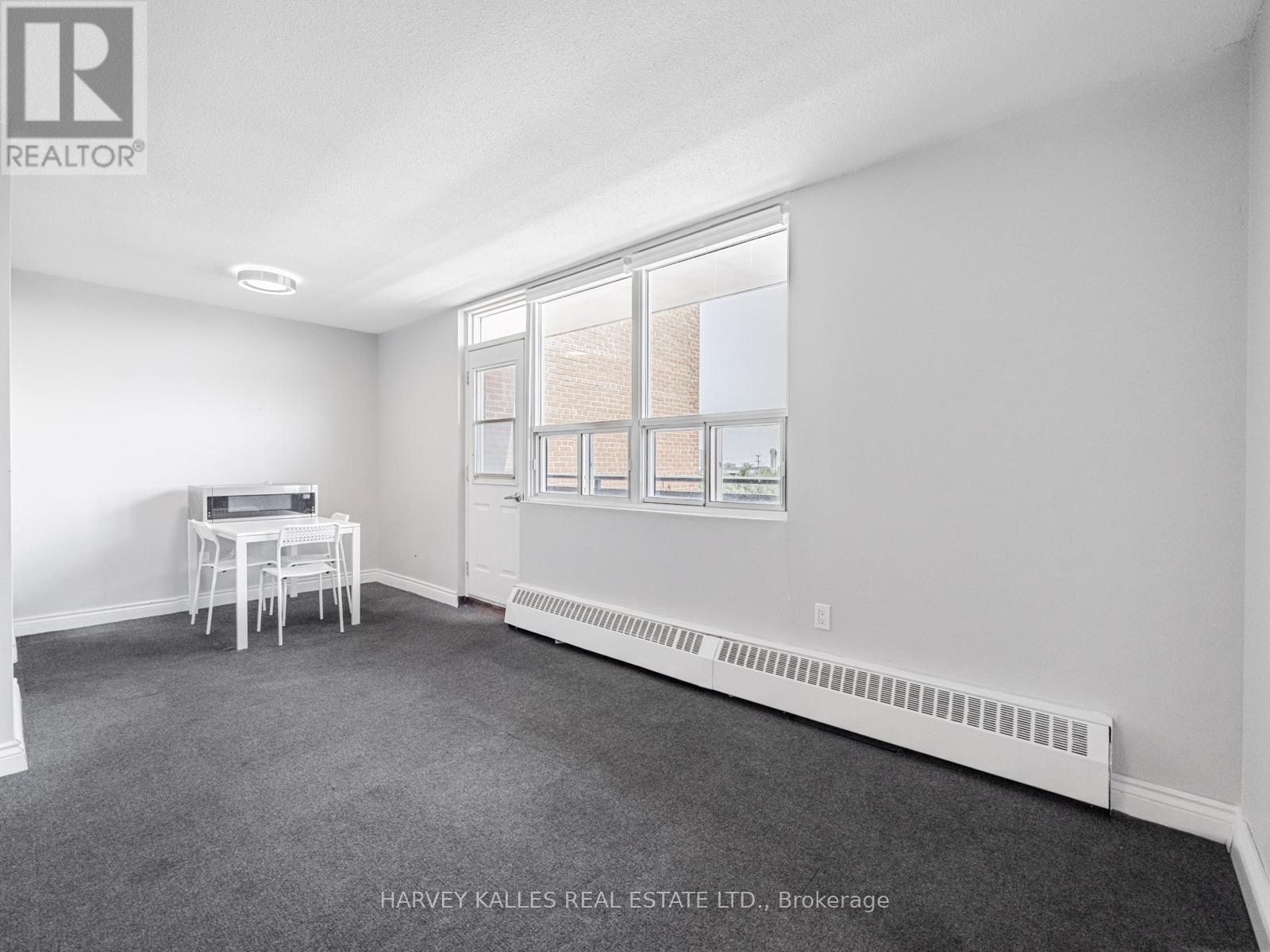 505 - 3065 Queen Frederica Drive, Mississauga, Ontario  L4Y 3A3 - Photo 9 - W12314874