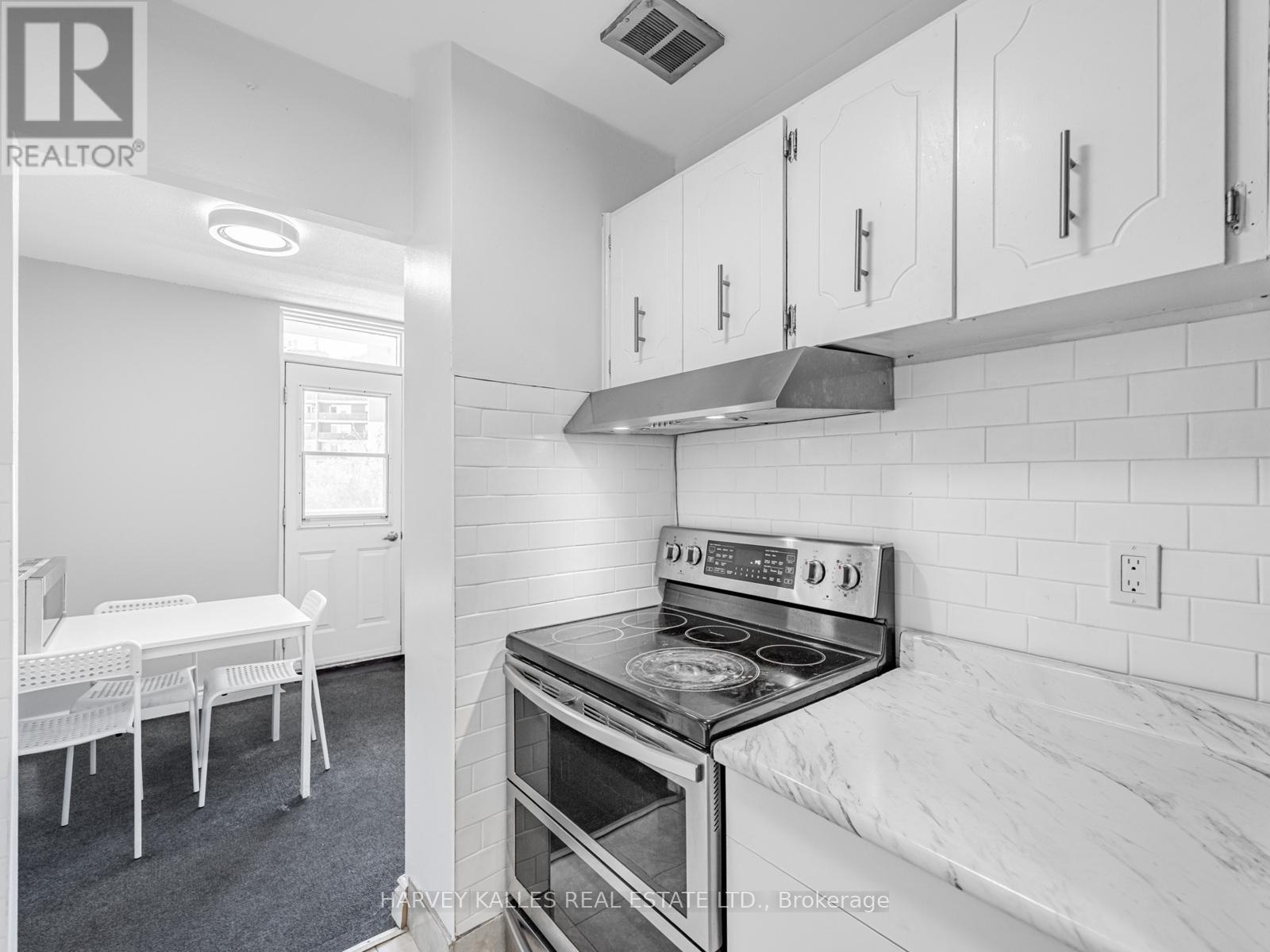 505 - 3065 Queen Frederica Drive, Mississauga, Ontario  L4Y 3A3 - Photo 13 - W12314874