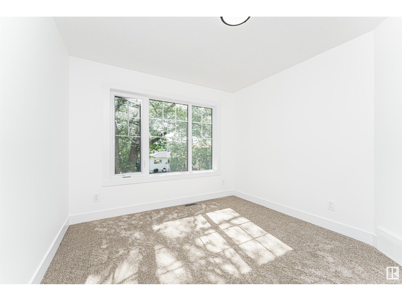 9622 86 St Nw, Edmonton, Alberta  T6C 3E9 - Photo 36 - E4450323