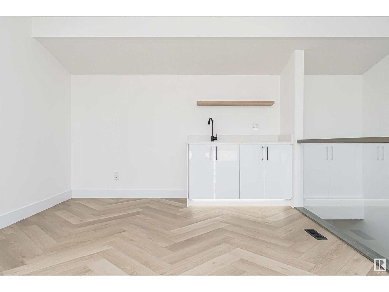 9622 86 St Nw, Edmonton, Alberta  T6C 3E9 - Photo 44 - E4450323