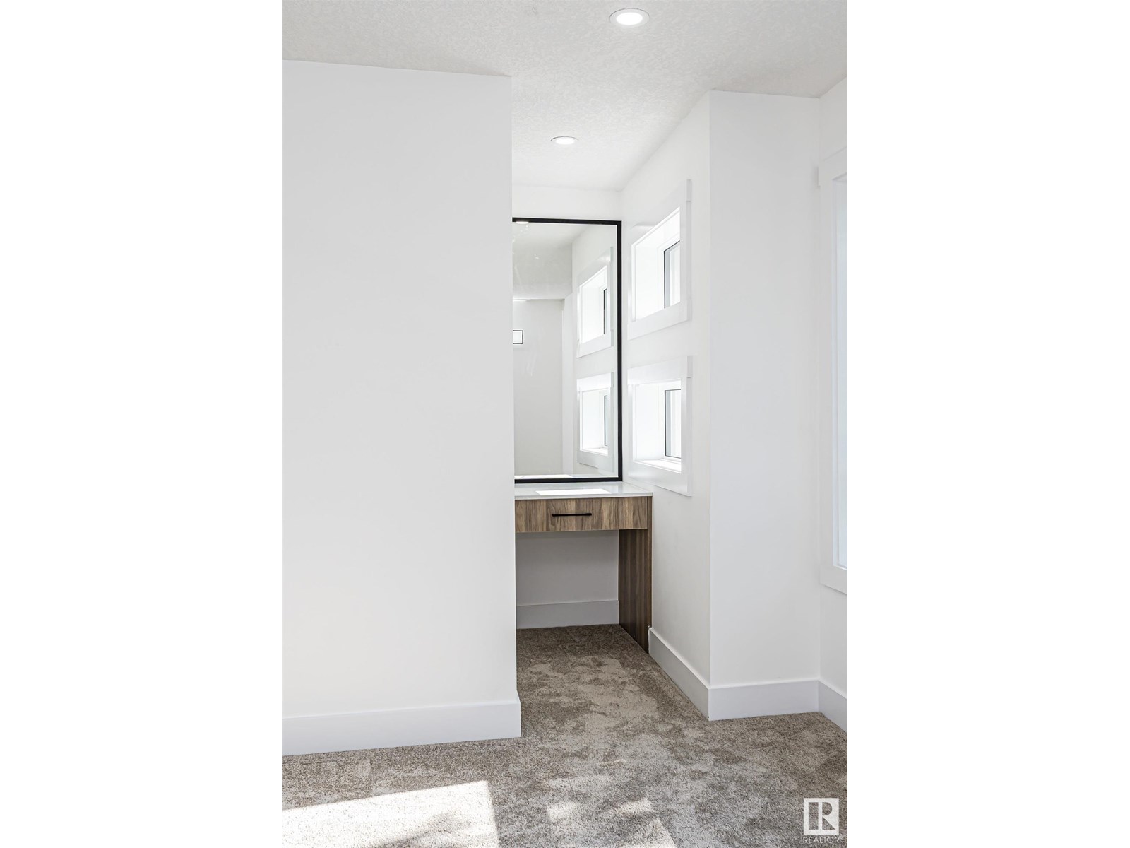 9624 86 St Nw, Edmonton, Alberta  T6C 3E9 - Photo 30 - E4450325