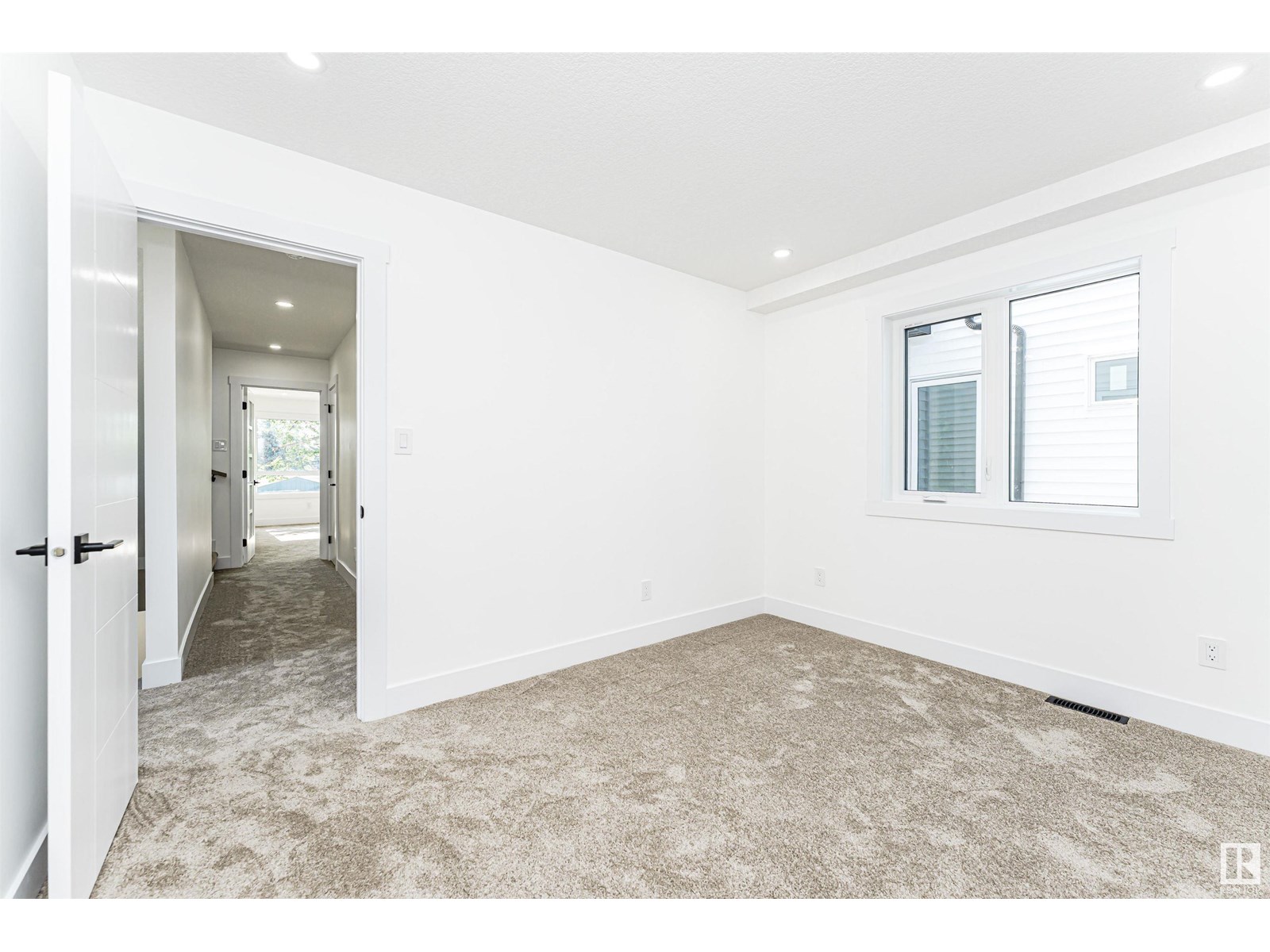 9624 86 St Nw, Edmonton, Alberta  T6C 3E9 - Photo 36 - E4450325