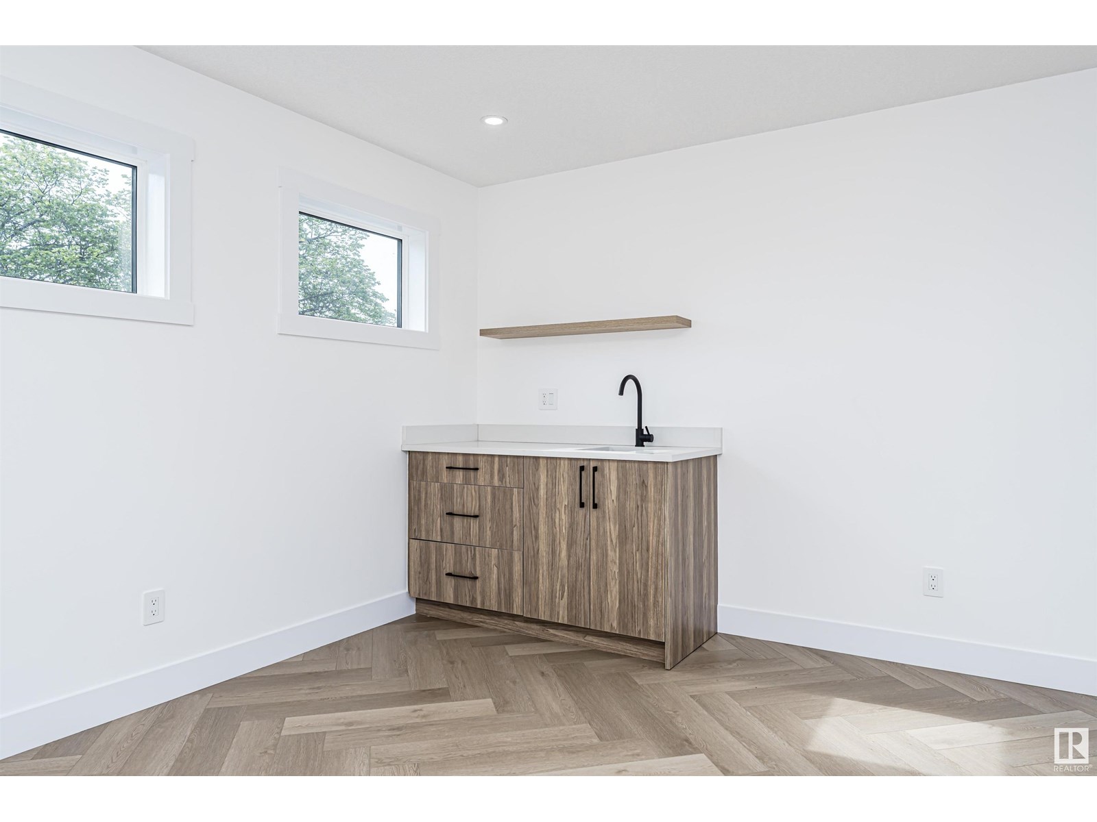 9624 86 St Nw, Edmonton, Alberta  T6C 3E9 - Photo 44 - E4450325