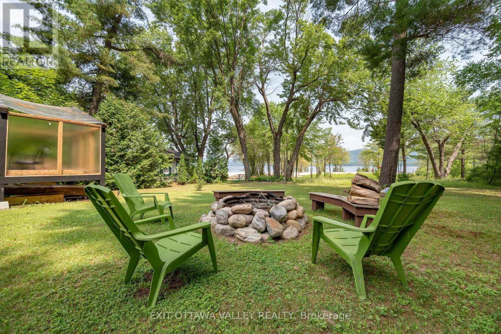 10 Ryans Camp Lane, Laurentian Hills, Ontario  K0J 1P0 - Photo 30 - X12315460