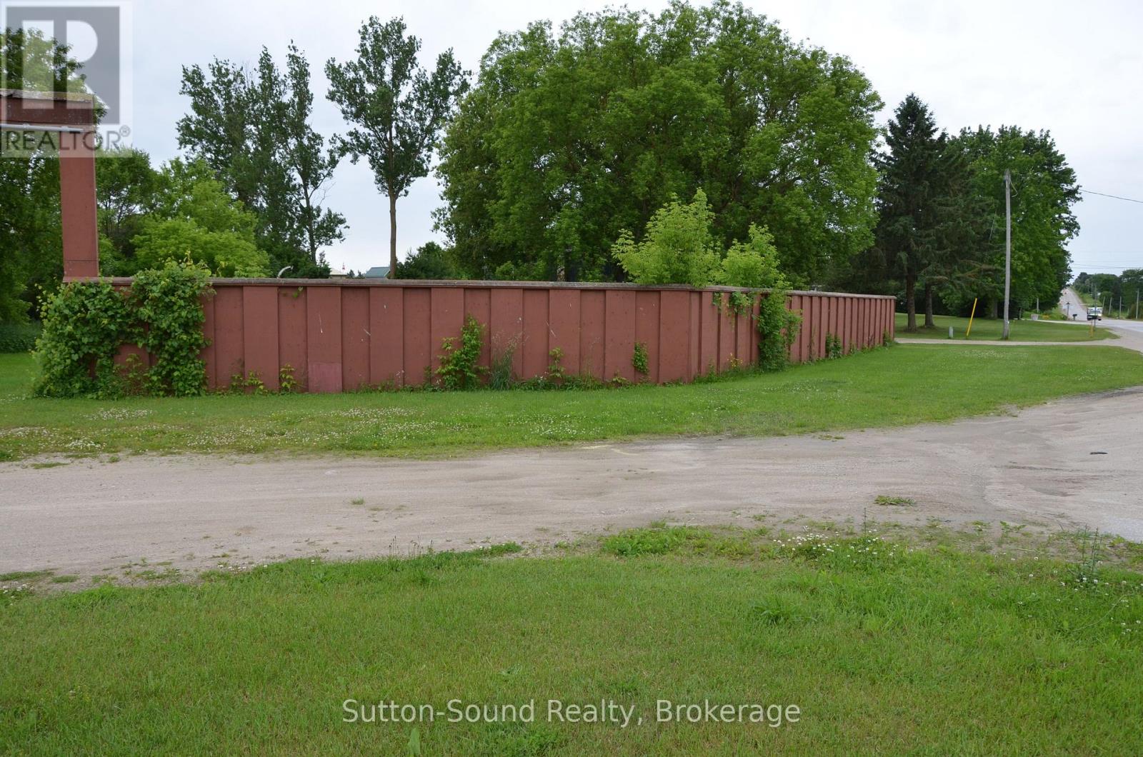 402432 Grey Road 4, West Grey, Ontario  N0H 1R0 - Photo 15 - X12315464