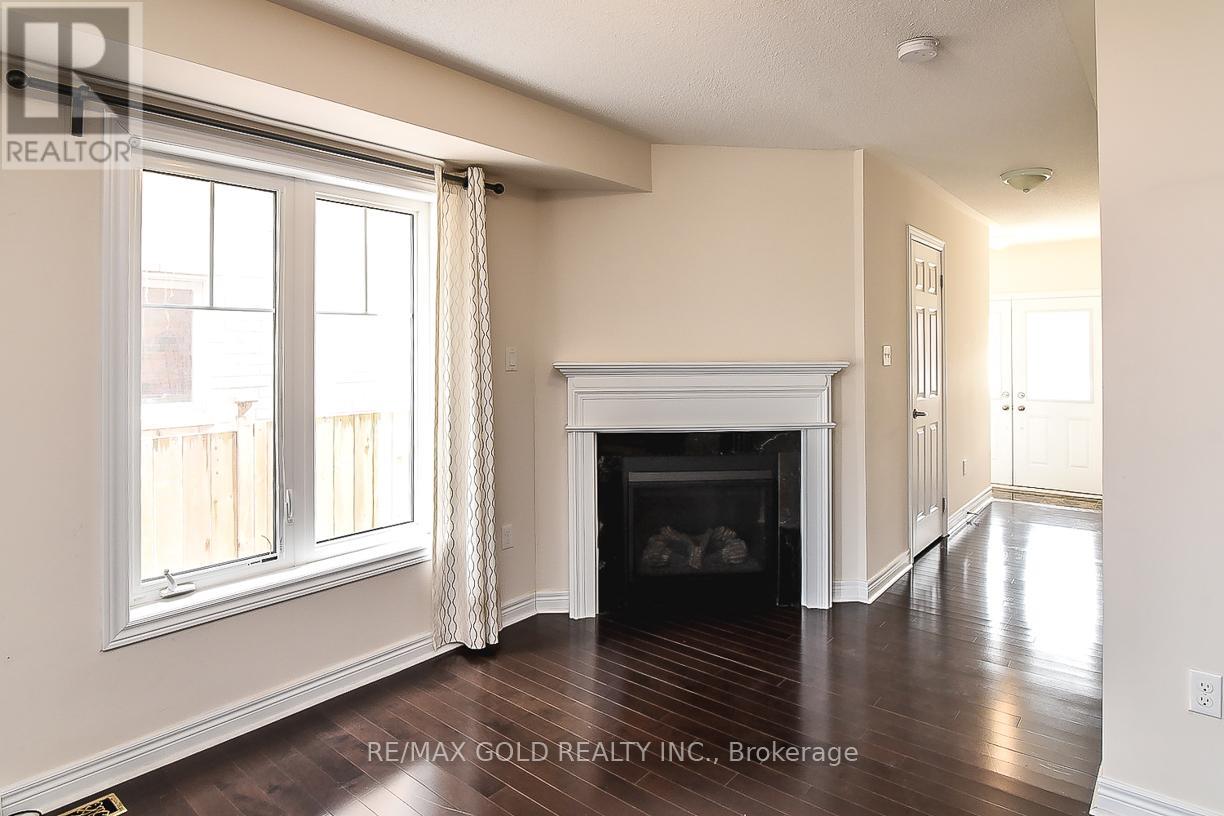 6 Keith Crescent, Niagara-On-The-Lake, Ontario  L0S 1J0 - Photo 4 - X12315321