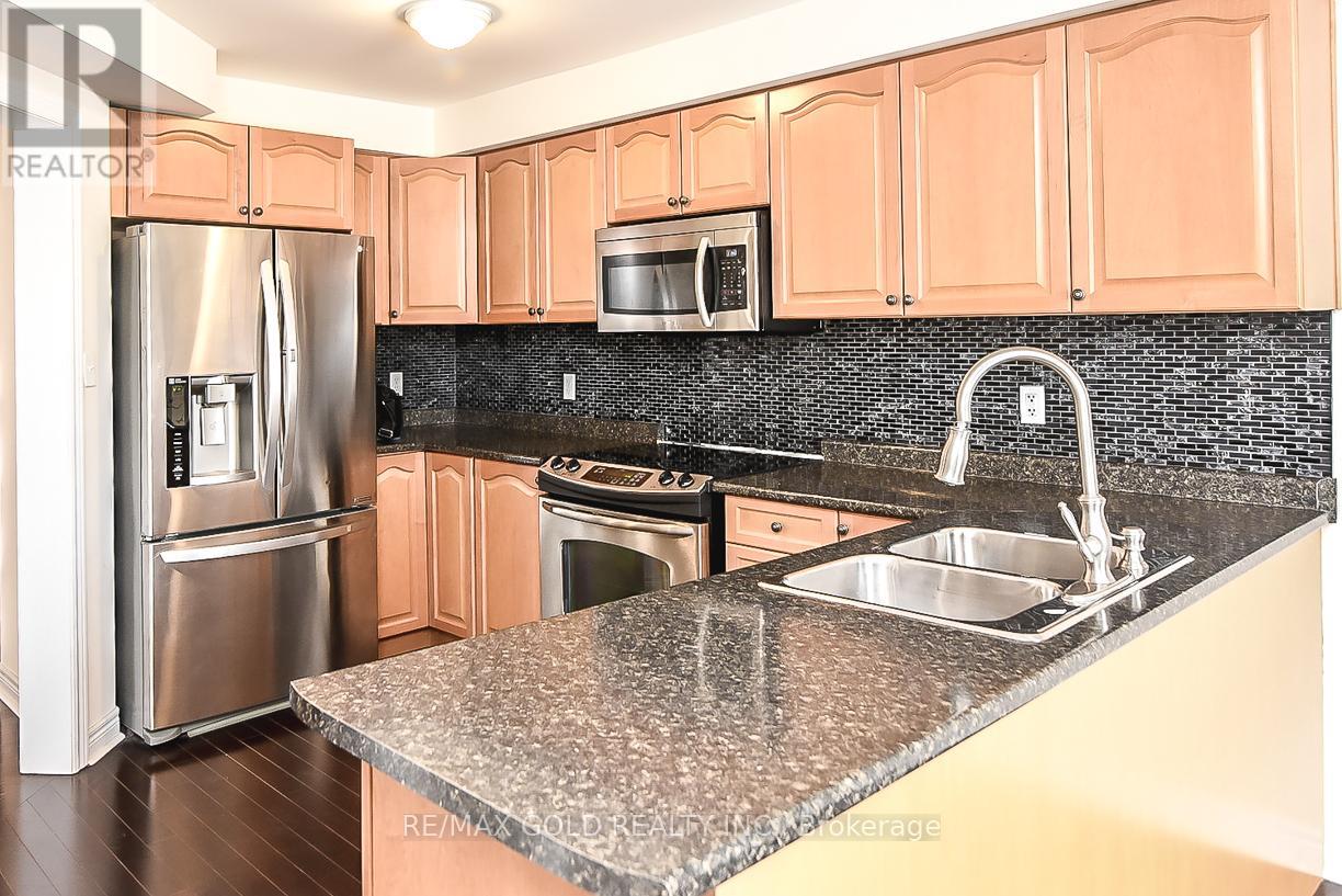 6 Keith Crescent, Niagara-On-The-Lake, Ontario  L0S 1J0 - Photo 6 - X12315321