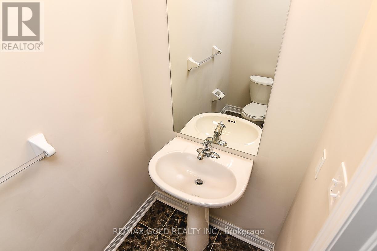 6 Keith Crescent, Niagara-On-The-Lake, Ontario  L0S 1J0 - Photo 7 - X12315321