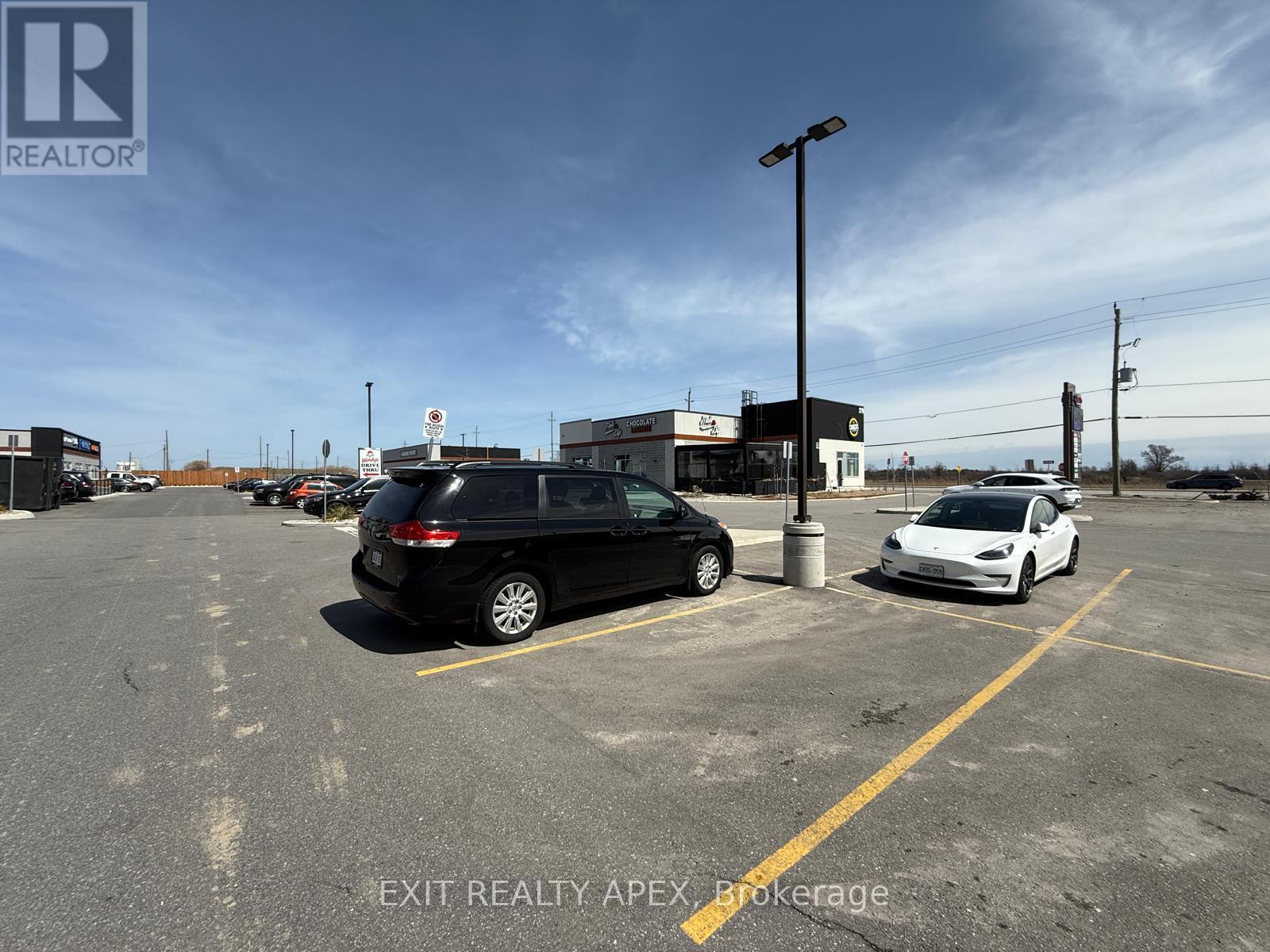 6-1 - 277 Upper Centennial Pkwy Parkway, Hamilton, Ontario  L8J 3H4 - Photo 3 - X12315361