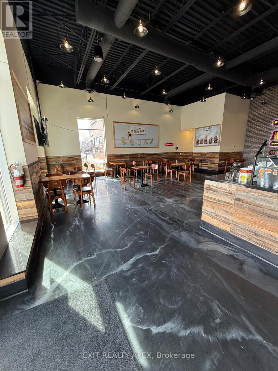 6-1 - 277 Upper Centennial Pkwy Parkway, Hamilton, Ontario  L8J 3H4 - Photo 4 - X12315361