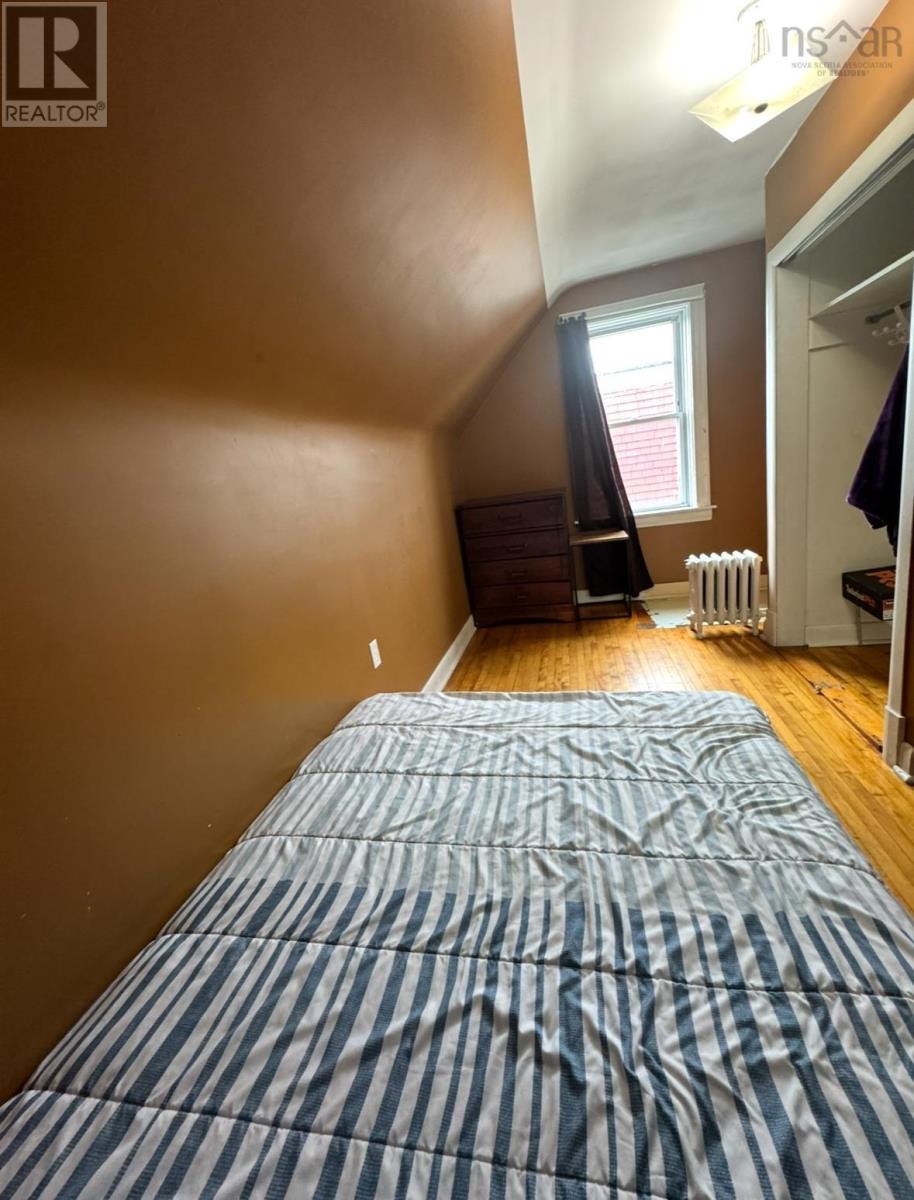 169 Victoria Street, Glace Bay, Nova Scotia  B1A 2Z7 - Photo 18 - 202511562
