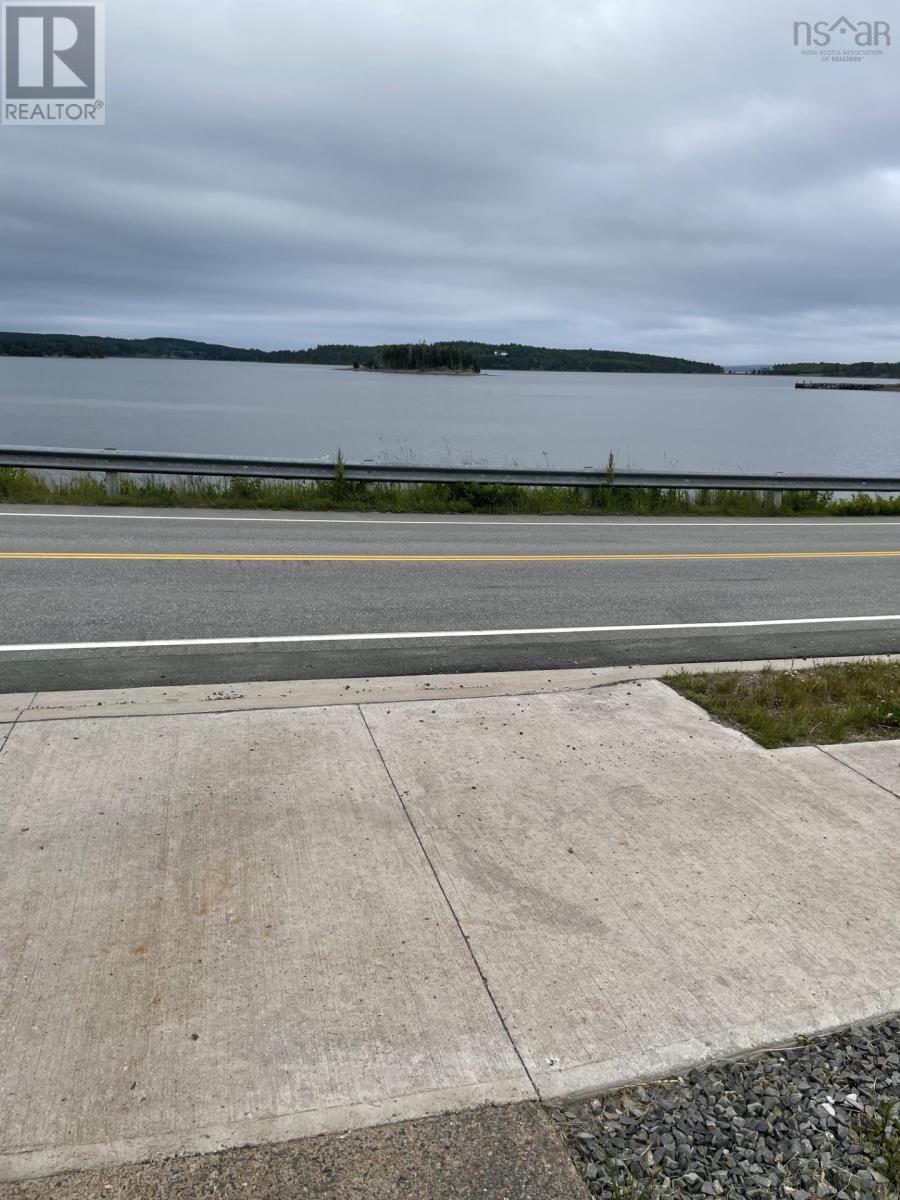 209 Main Street, Guysborough, Nova Scotia  B0H 1N0 - Photo 3 - 202516679