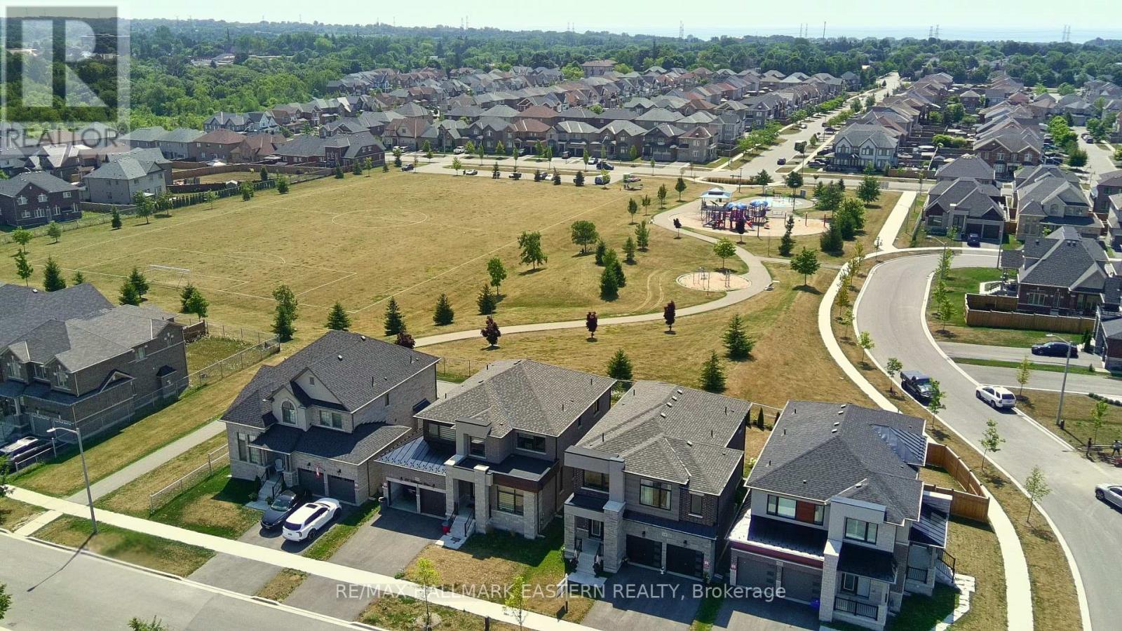 Property at 118 WHITEHAND DRIVE image 3