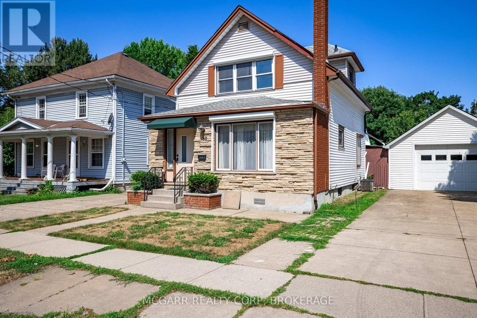 160 Main Street, St. Catharines, Ontario  L2N 4V5 - Photo 2 - X12315564