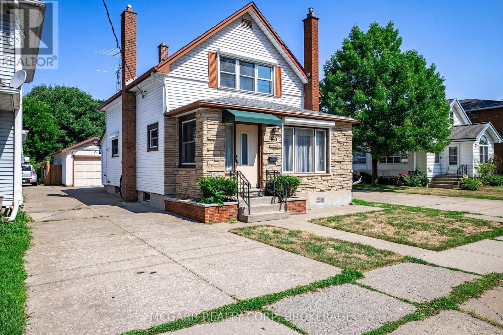 160 Main Street, St. Catharines, Ontario  L2N 4V5 - Photo 3 - X12315564