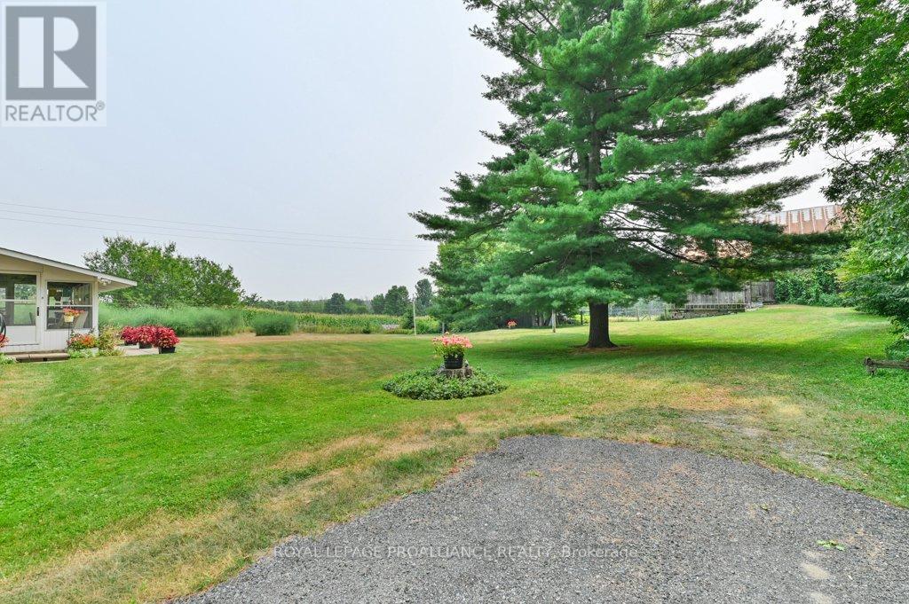 39 Palmateer Road, Tweed (Hungerford (Twp)), Ontario  K0K 3J0 - Photo 25 - X12315534