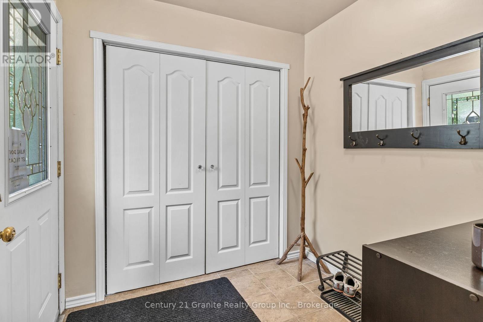 1037 Kernohan Farm Trail, Minden Hills, Ontario  K0M 2K0 - Photo 4 - X12315529
