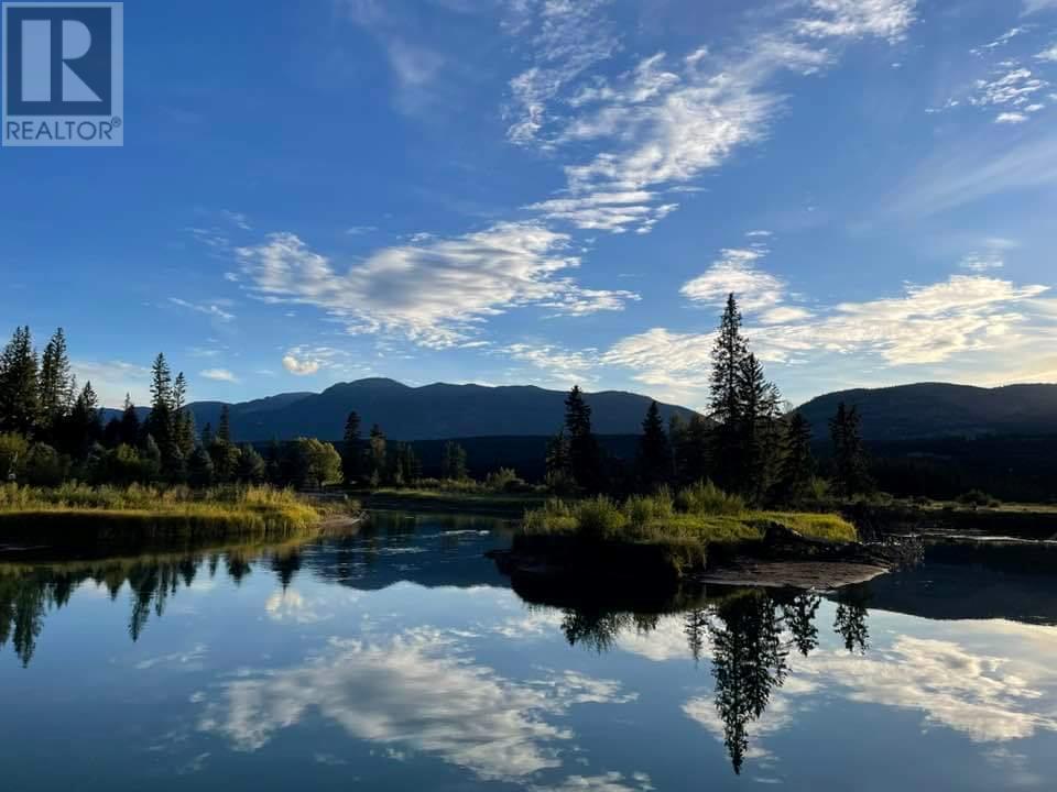 4851 Willow Place, Fairmont Hot Springs, British Columbia  V0B 1L1 - Photo 2 - 10357468