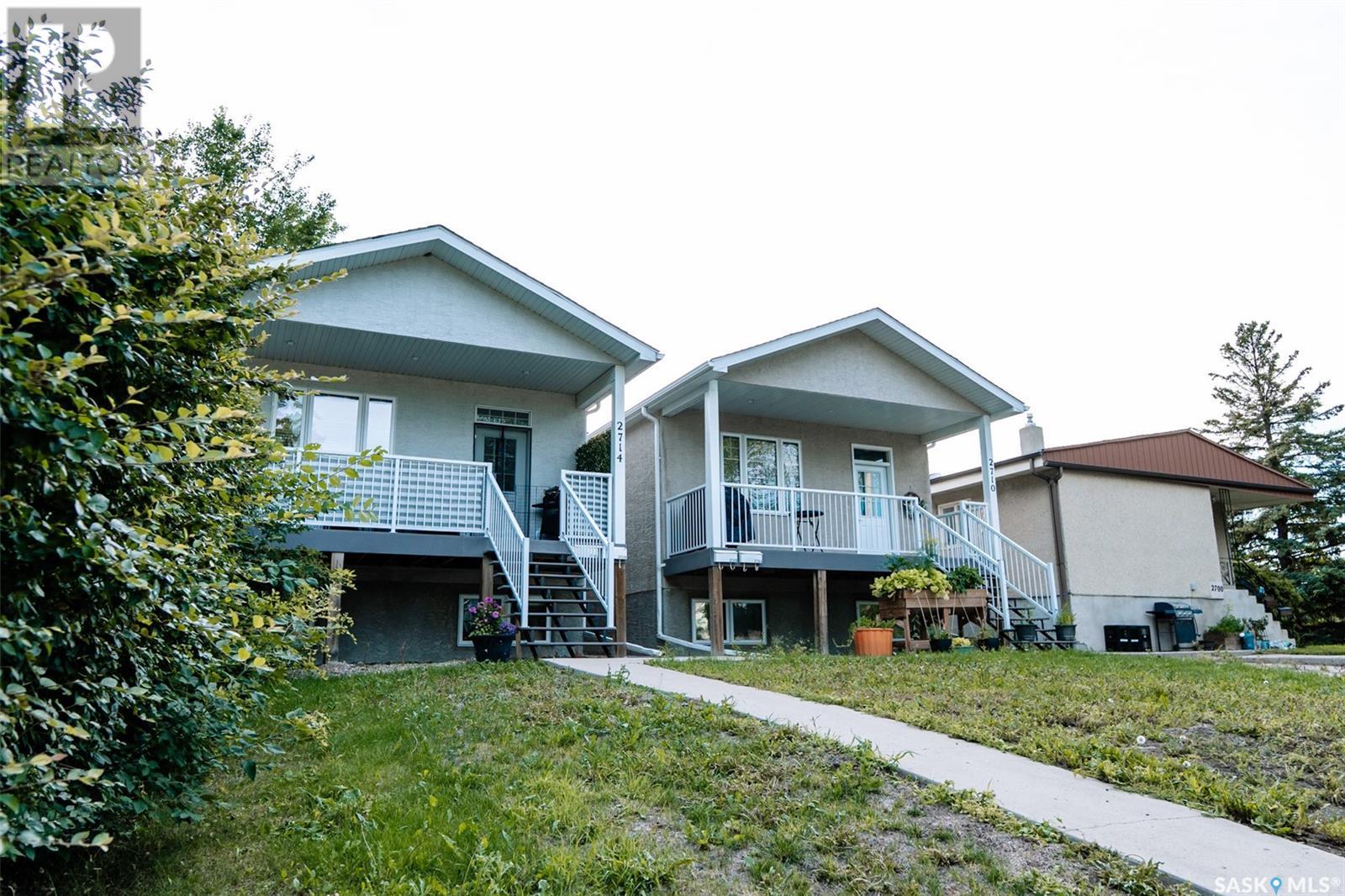 Property at 2714 Francis STREET image 2