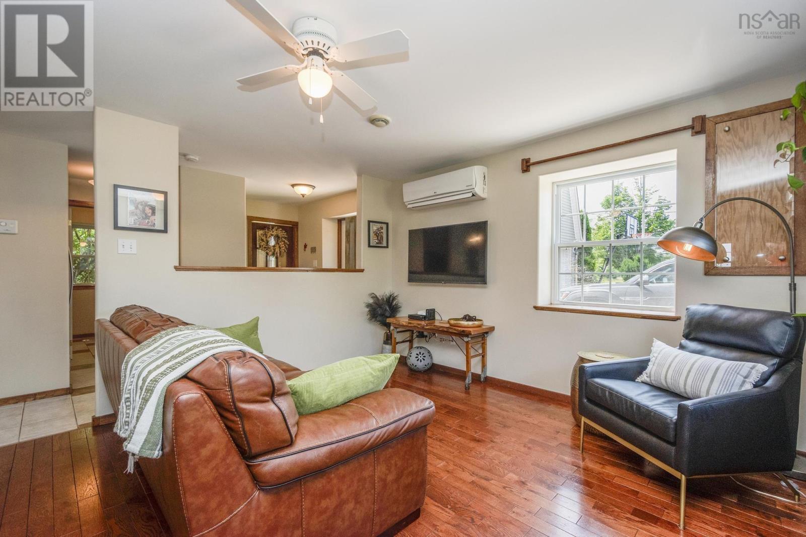 3010 Brooklyn Street, Dempseys Corner, Nova Scotia  B0P 1C0 - Photo 4 - 202519134