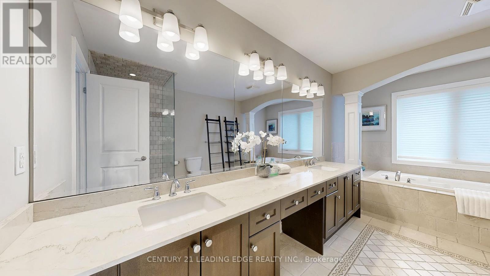 12146 Tenth Line, Whitchurch-Stouffville (Stouffville), Ontario  L4A 6B8 - Photo 26 - N12315537