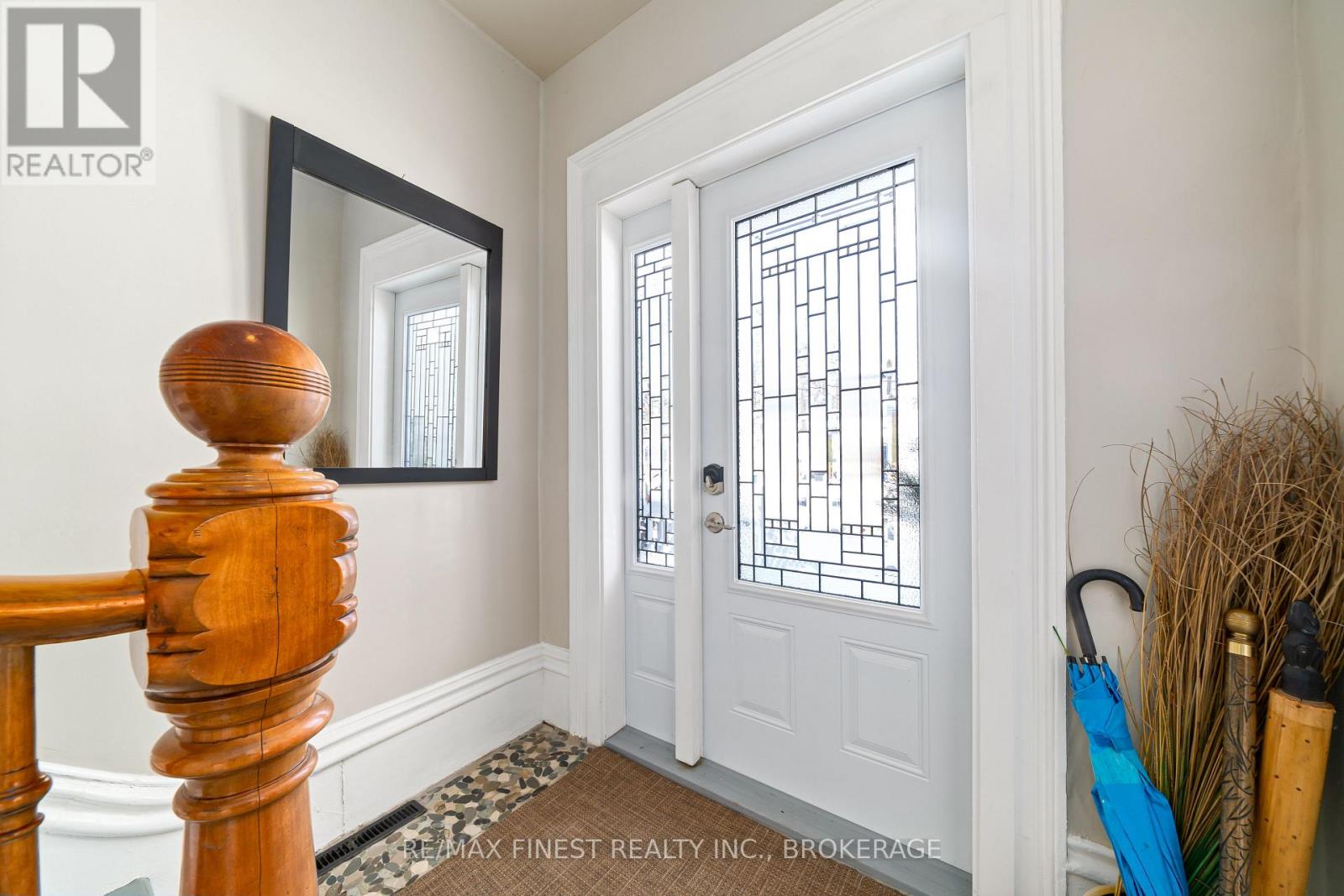 Property at 21A CENTRE STREET image 2