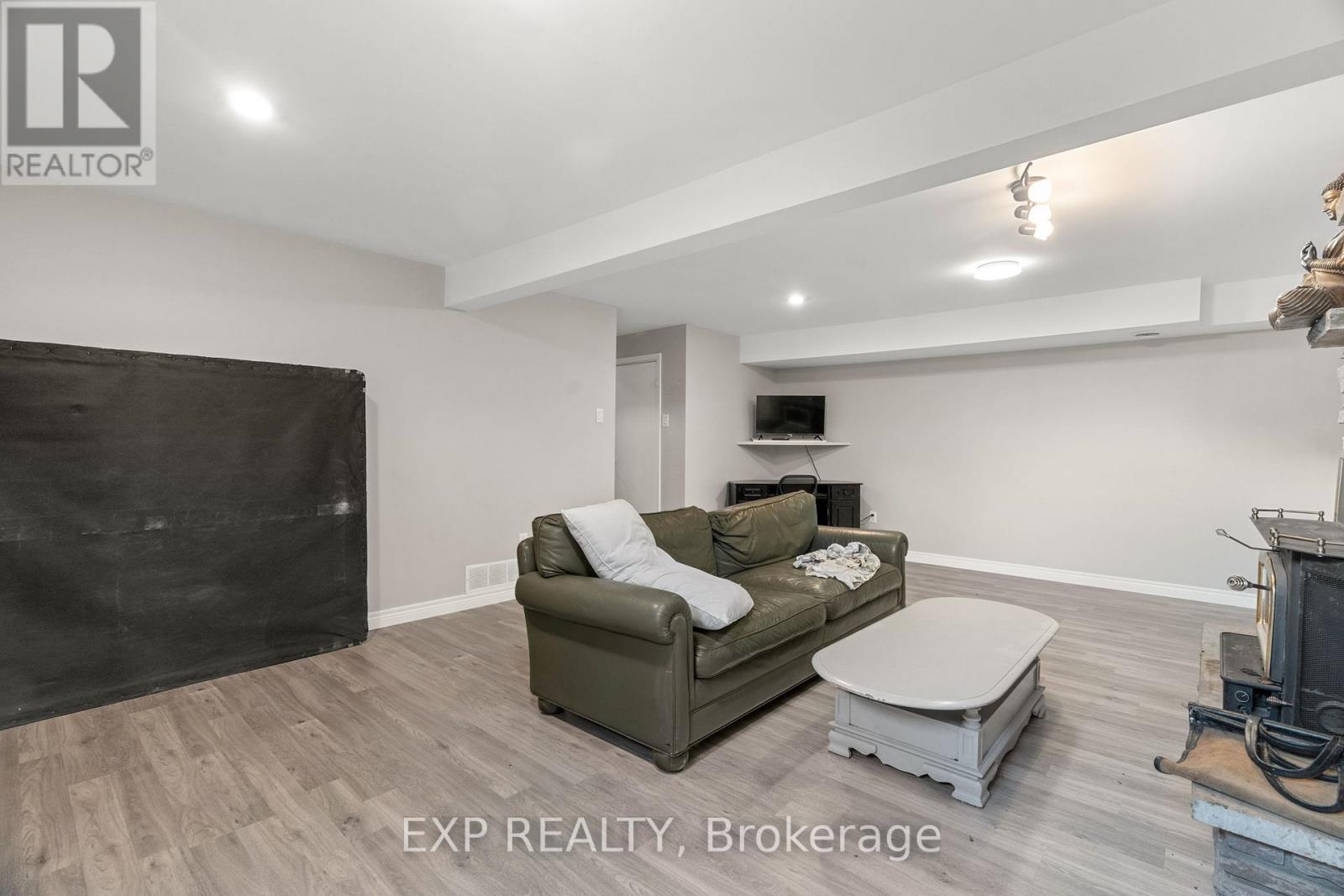 9952 Prince Phillip Street, Lambton Shores, Ontario  N0M 2N0 - Photo 33 - X12315675