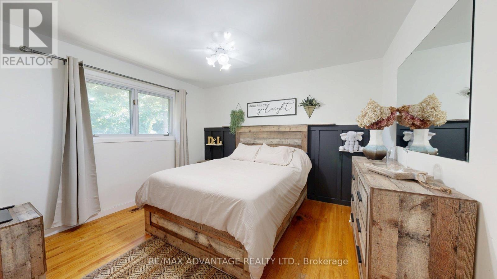 144 Antrim Crescent, London South, Ontario  N6E 1G8 - Photo 13 - X12315696