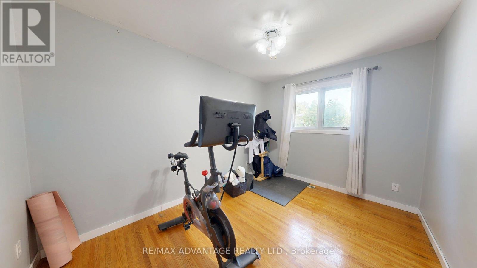 144 Antrim Crescent, London South, Ontario  N6E 1G8 - Photo 16 - X12315696