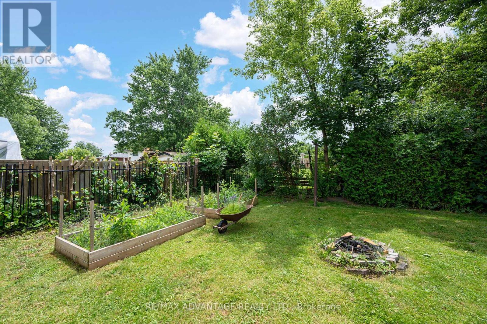 144 Antrim Crescent, London South, Ontario  N6E 1G8 - Photo 36 - X12315696