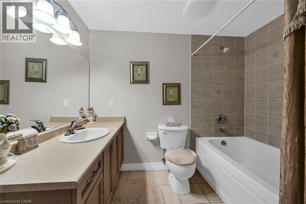 59 Critzia Drive Unit# 205, Mount Hope, Ontario  L0R 1W0 - Photo 33 - 40756014