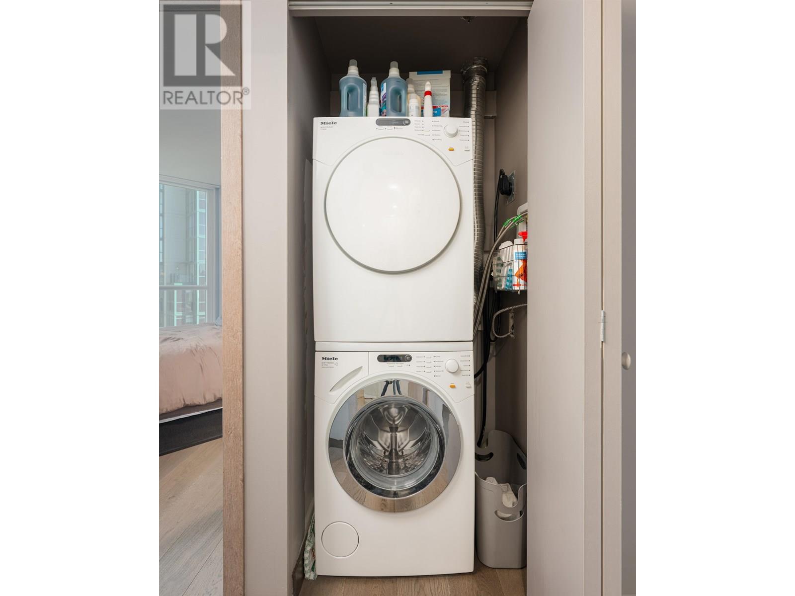 805 388 Drake Street, Vancouver, British Columbia  V6B 6A8 - Photo 17 - R3032122