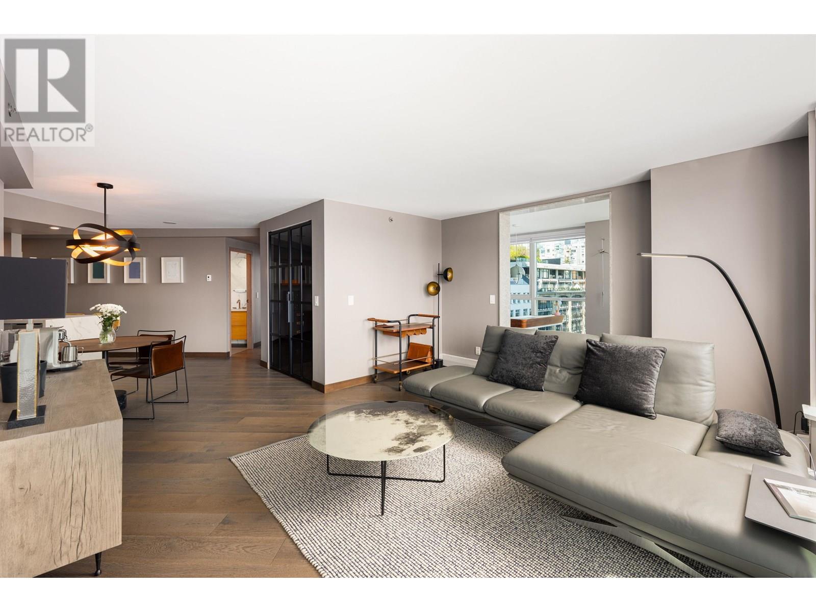 805 388 Drake Street, Vancouver, British Columbia  V6B 6A8 - Photo 4 - R3032122