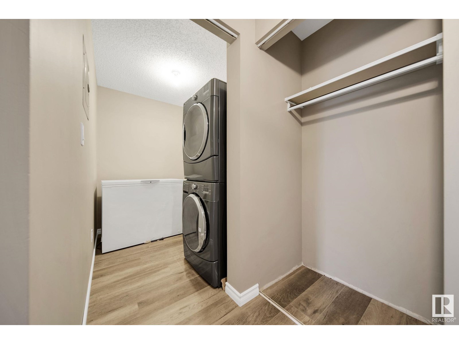 #401 4220-139 Ave Nw Nw, Edmonton, Alberta  T5Y 2Y2 - Photo 29 - E4450350
