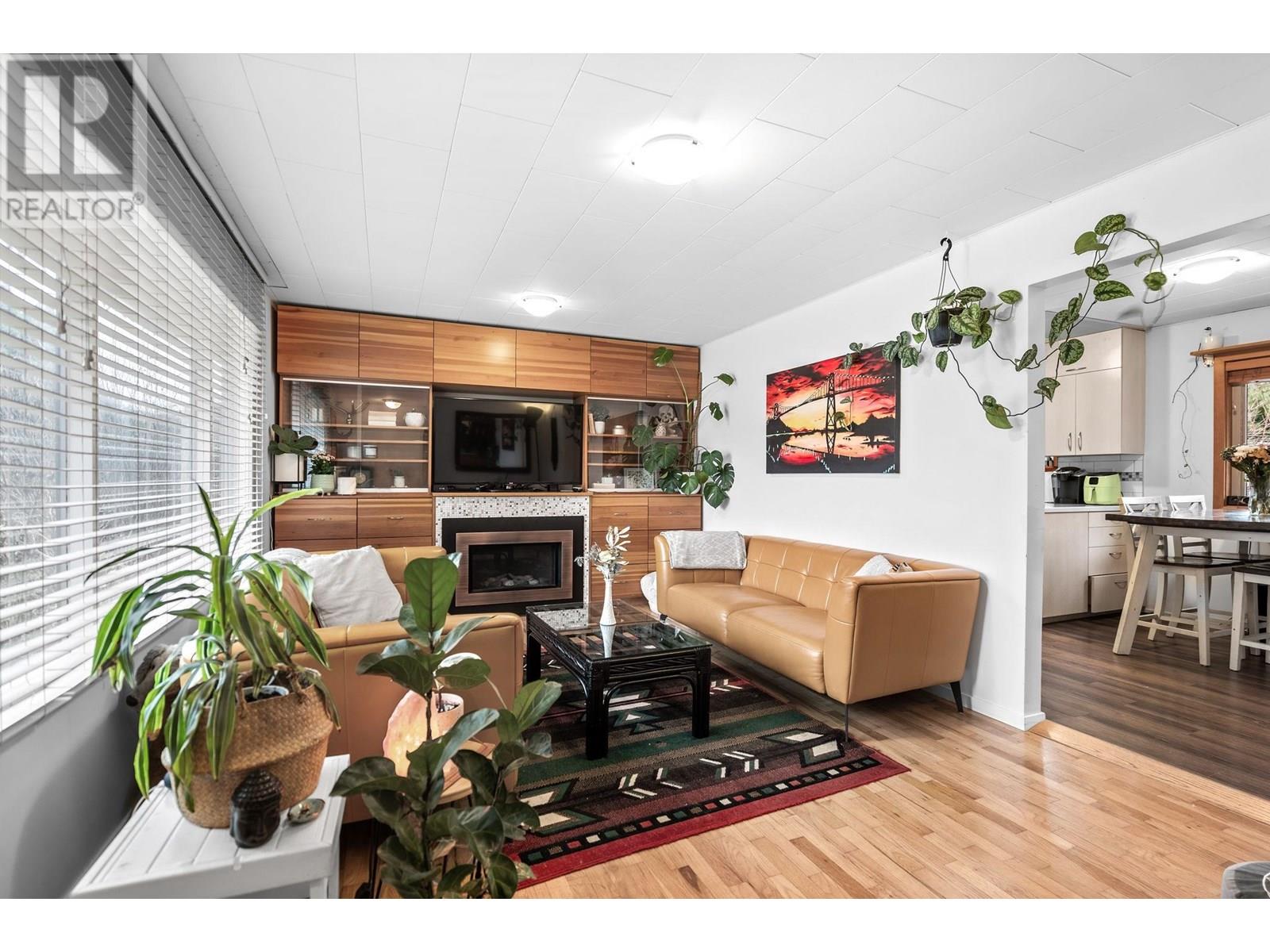 37963 Fourth Avenue, Squamish, British Columbia  V8B 0B7 - Photo 10 - R3032175