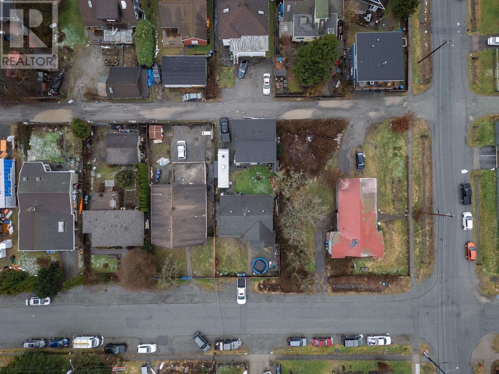 37963 Fourth Avenue, Squamish, British Columbia  V8B 0B7 - Photo 30 - R3032175